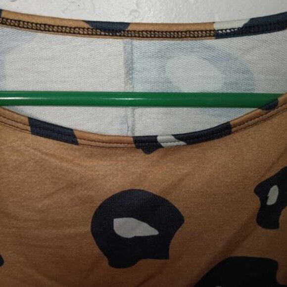 Leopard Print Top Size Small - Picture 4 of 8